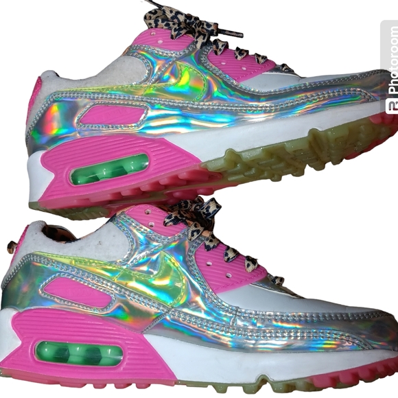 Nike Shoes - Nike Air Max 90 LX Laser Fuchsia/Illusion Green  Wmns Size 7